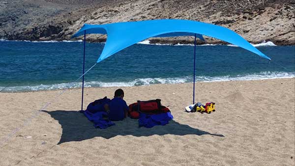 tente de plage Shadysand - beaucoup de vent