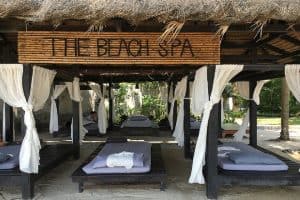 Se faire masser à la plage : est-ce une bonne idée ?