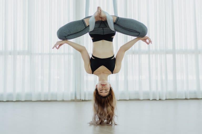 Faire de la gymnastique sur un hamac : le guide