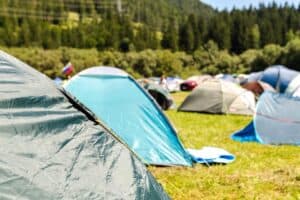Camper en été : 3 conseils indispensables